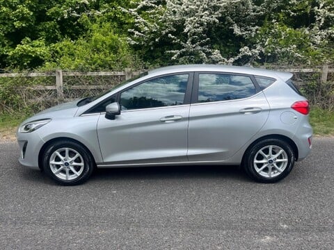 Ford Fiesta ZETEC 11