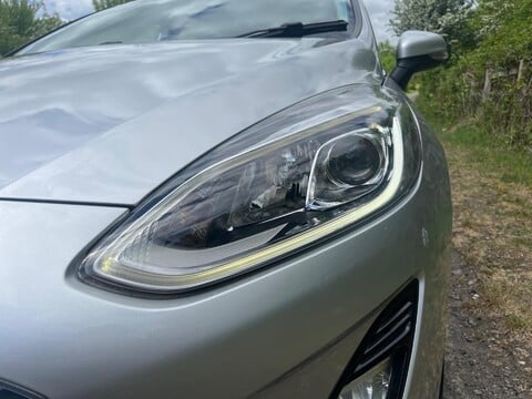 Ford Fiesta ZETEC 24