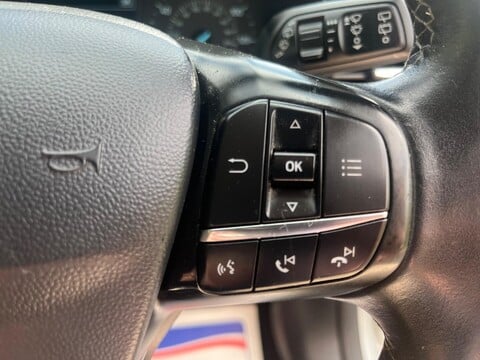Ford Fiesta ZETEC 22