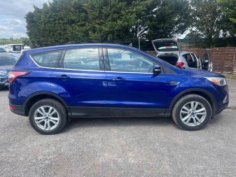 Ford Kuga ZETEC TDCI 5