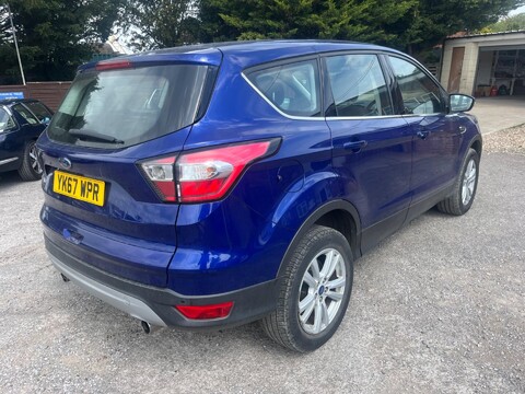 Ford Kuga ZETEC TDCI 6