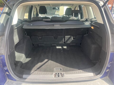 Ford Kuga ZETEC TDCI 16