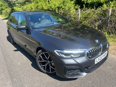 BMW 5 Series 520D M SPORT TOURING MHEV