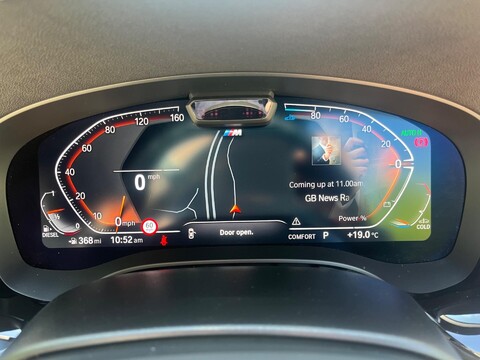 BMW 5 Series 520D M SPORT TOURING MHEV 4