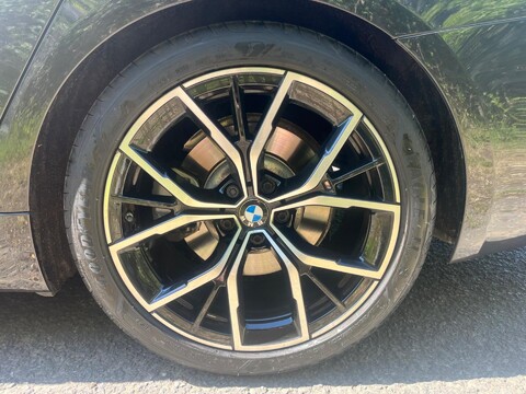 BMW 5 Series 520D M SPORT TOURING MHEV 13