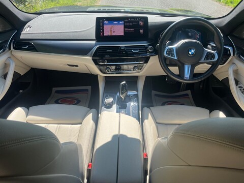 BMW 5 Series 520D M SPORT TOURING MHEV 14
