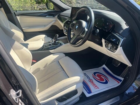 BMW 5 Series 520D M SPORT TOURING MHEV 18