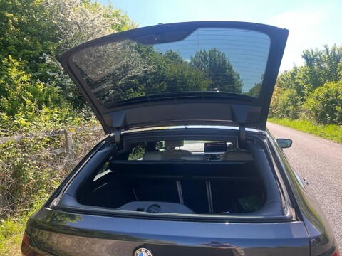 BMW 5 Series 520D M SPORT TOURING MHEV 24
