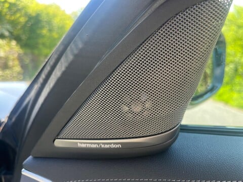 BMW 5 Series 520D M SPORT TOURING MHEV 27