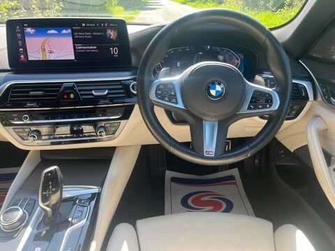 BMW 5 Series 520D M SPORT TOURING MHEV 2