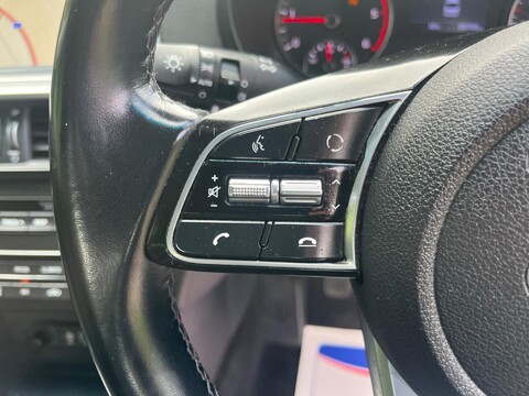 Kia Optima CRDI 2 ISG 22
