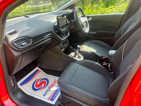 Ford Fiesta TITANIUM 15
