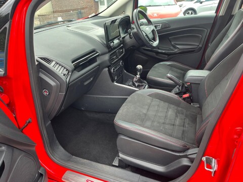 Ford Ecosport ST-LINE 11