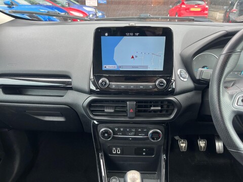 Ford Ecosport ST-LINE 13