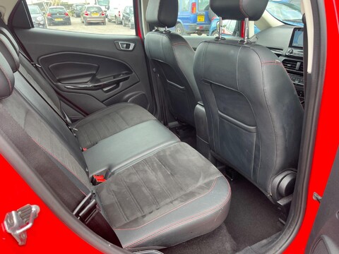 Ford Ecosport ST-LINE 15