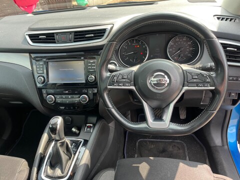 Nissan Qashqai N-CONNECTA DIG-T XTRONIC 2