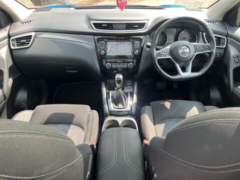 Nissan Qashqai N-CONNECTA DIG-T XTRONIC 13