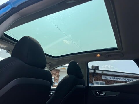 Nissan Qashqai N-CONNECTA DIG-T XTRONIC 18