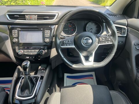 Nissan Qashqai N-CONNECTA DIG-T XTRONIC 3