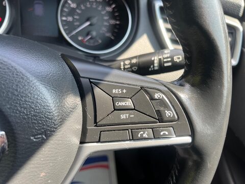 Nissan Qashqai N-CONNECTA DIG-T XTRONIC 25