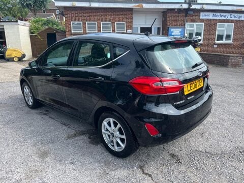 Ford Fiesta ZETEC 6
