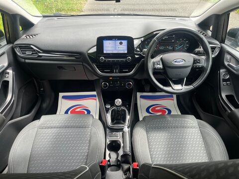 Ford Fiesta ZETEC 13