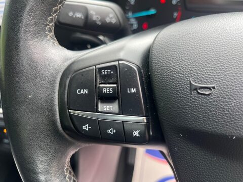 Ford Fiesta ZETEC 21