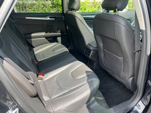 Ford Mondeo TITANIUM TDCI 18