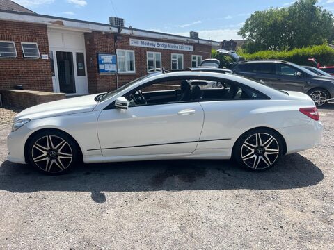 Mercedes-Benz E Class E350 CDI BLUEEFFICIENCY SPORT 11