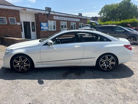 Mercedes-Benz E Class E350 CDI BLUEEFFICIENCY SPORT 11