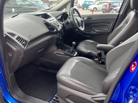 Ford Ecosport TITANIUM 15