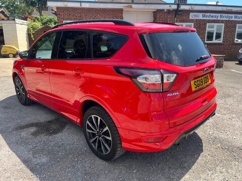 Ford Kuga ST-LINE 12