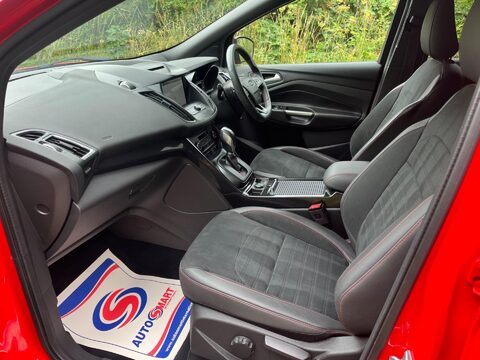 Ford Kuga ST-LINE 16