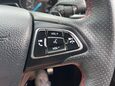 Ford Kuga ST-LINE 27