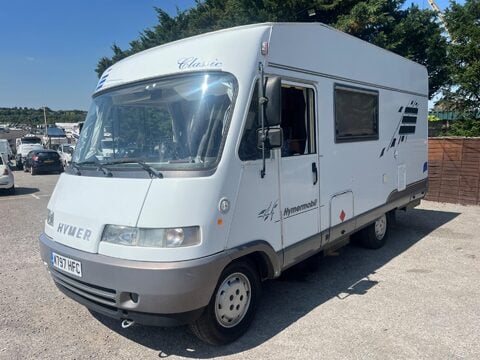 Hymer B584 10