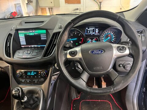 Ford Kuga TITANIUM TDCI 2