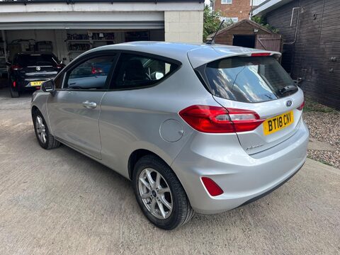 Ford Fiesta ZETEC 11