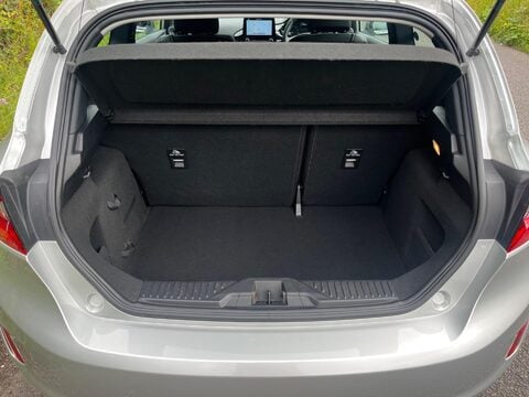 Ford Fiesta ZETEC 19