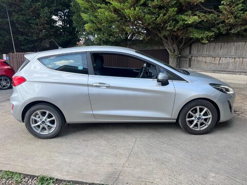 Ford Fiesta ZETEC 5