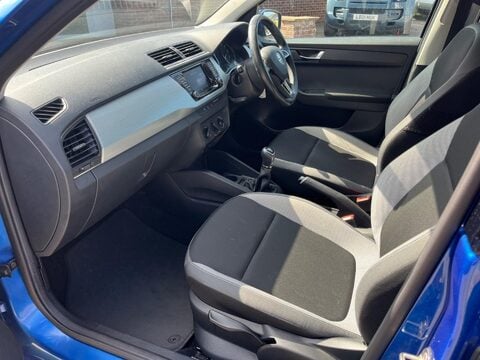Skoda Fabia SE TSI 14