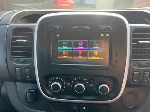 Renault Trafic SL28 SPORT ENERGY DCI 15