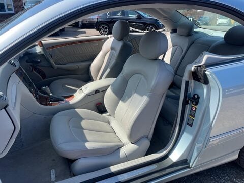 Mercedes-Benz CLK CLK320 ELEGANCE 15