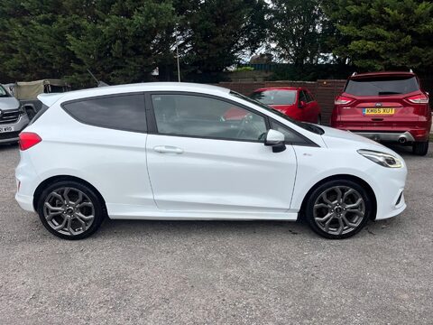 Ford Fiesta ST-LINE 8