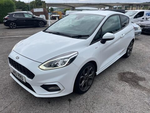 Ford Fiesta ST-LINE 10