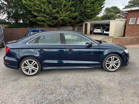 Audi A3 TDI QUATTRO S LINE 6