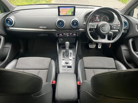 Audi A3 TDI QUATTRO S LINE 12