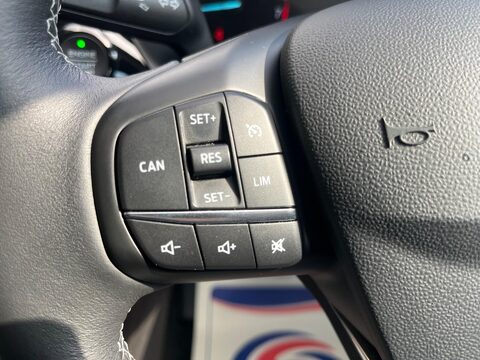 Ford Fiesta TITANIUM 22