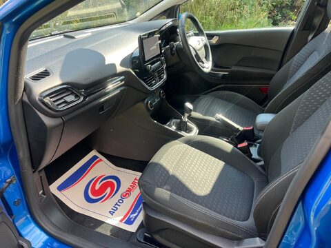 Ford Fiesta TITANIUM 17