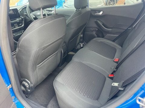 Ford Fiesta TITANIUM 9