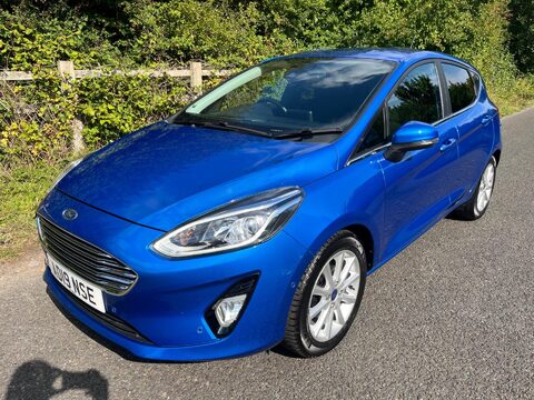 Ford Fiesta TITANIUM 10